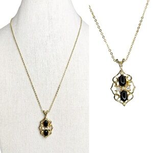 Vintage Victorian Style Gold Tone Black Onyx Filigree Pendant Necklace